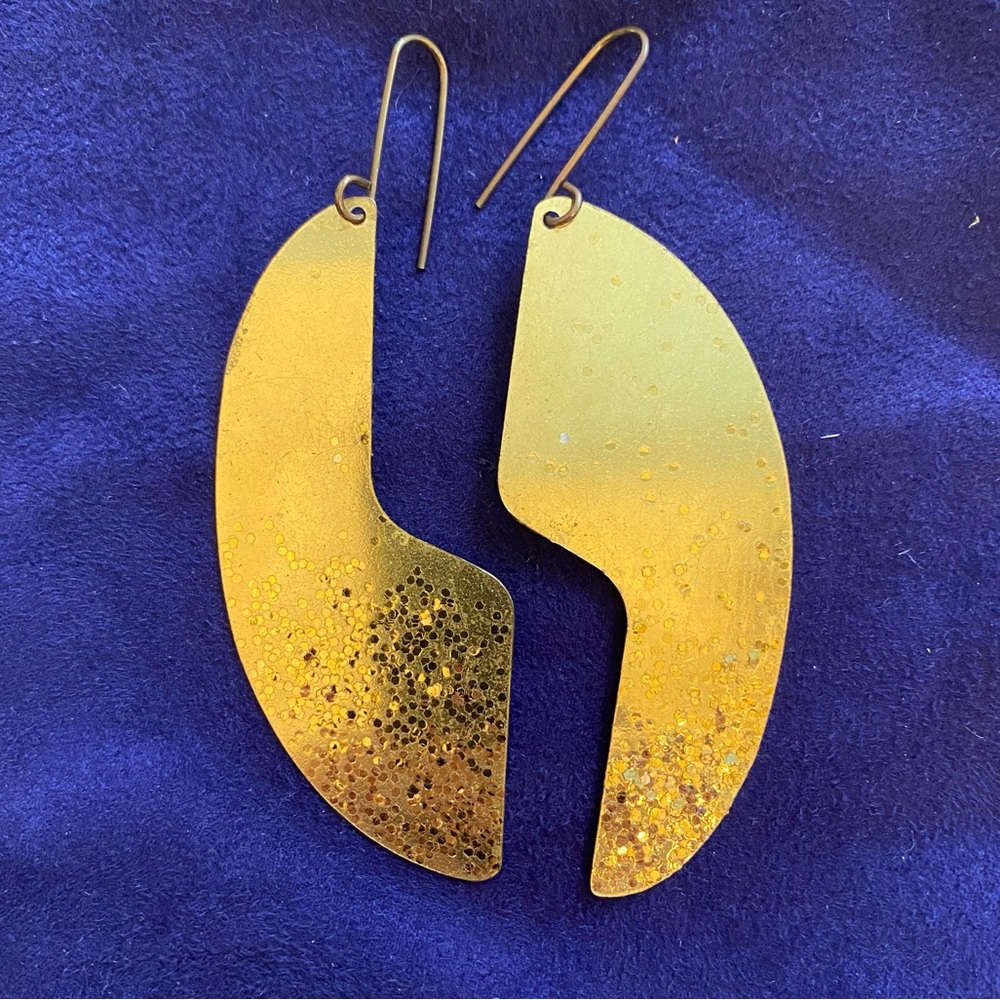 Large Gold Tone Abstract Puzzle Piece-like Earrings with Sparkles Pierced Ears